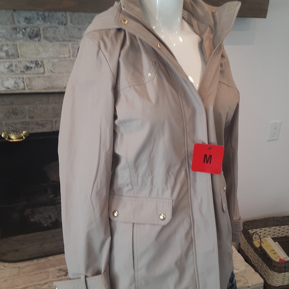 Jacket - Picture 3 of 6